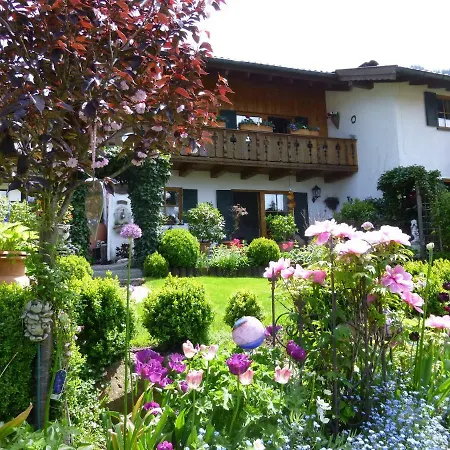 Mitteldorf Apartmán